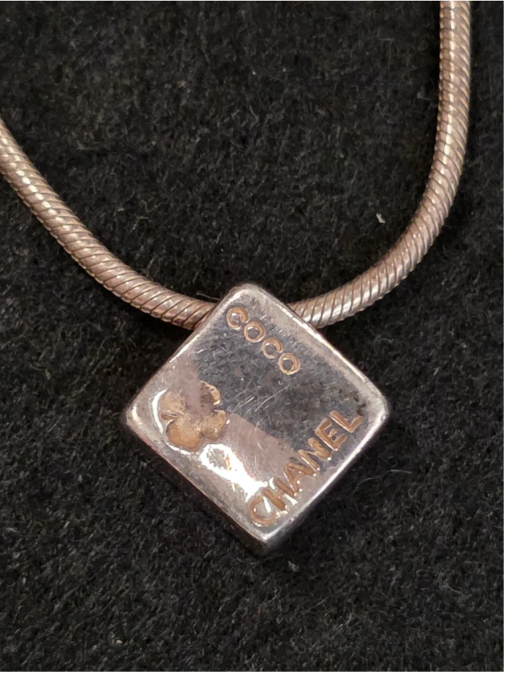 RARE 1990s Chanel 925 Sterling Silver Cube Charm Necklace - Picture 2 of 8